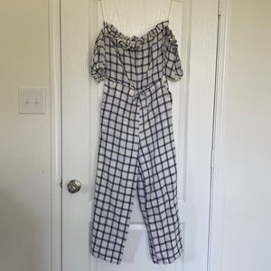Linen Off-The-Shoulder Jumpsuit